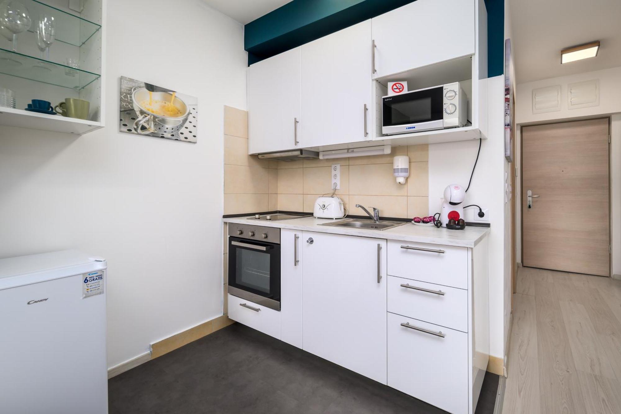Atrium Residence Deluxe Suite-Free Parking Garage Same Building Budapest Esterno foto
