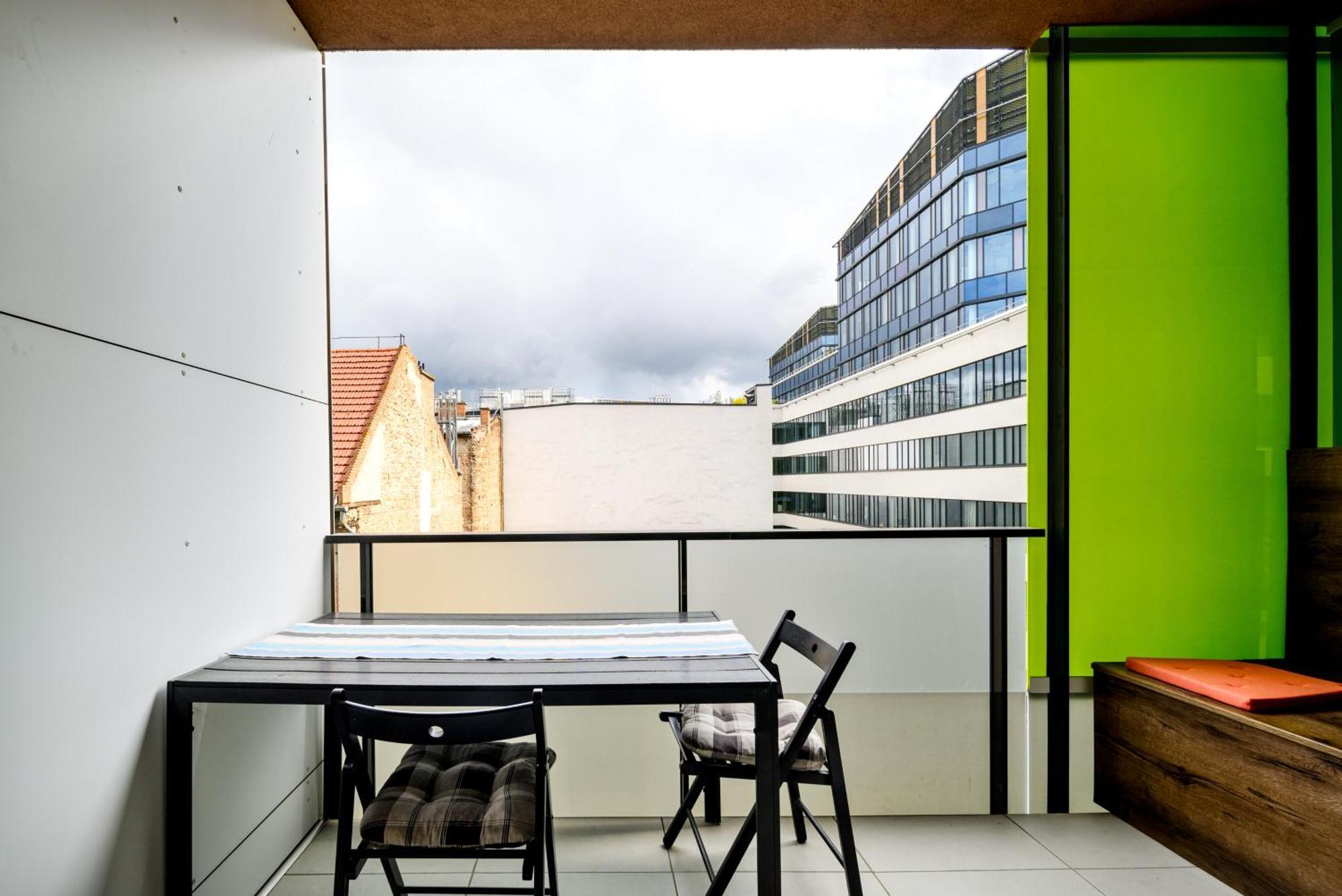 Atrium Residence Deluxe Suite-Free Parking Garage Same Building Budapest Esterno foto